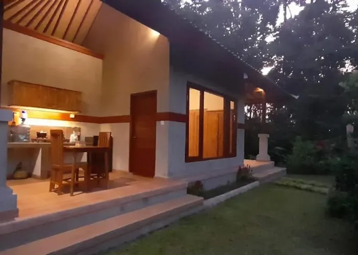 ゲストハウス Praba House ウブド