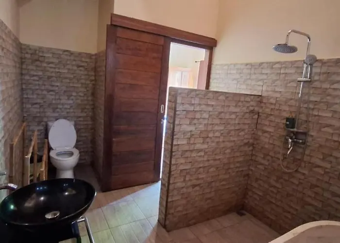 Praba House 4*