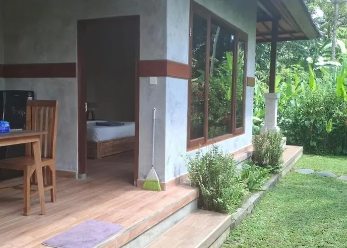 Praba House 4*