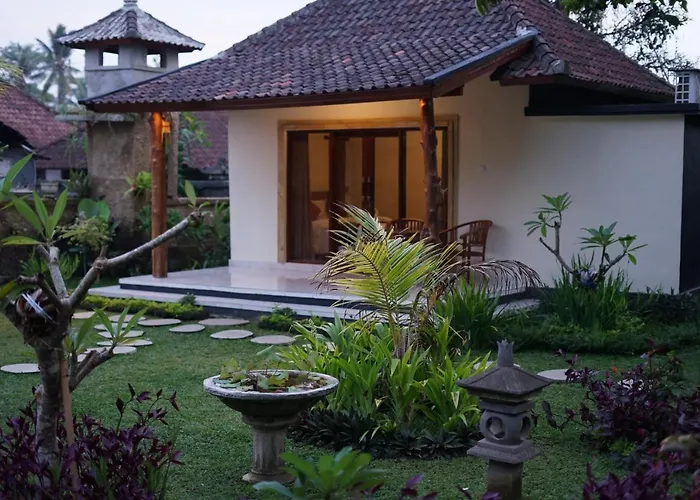 Praba House 4*
